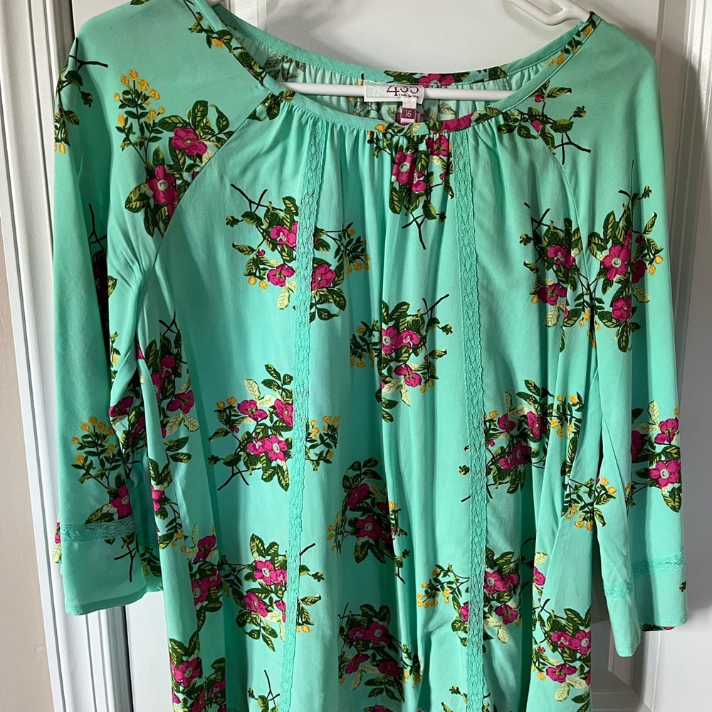 Matilda Jane mint floral top - elbow length sleeves - Sz 16 (fits Women’s S)